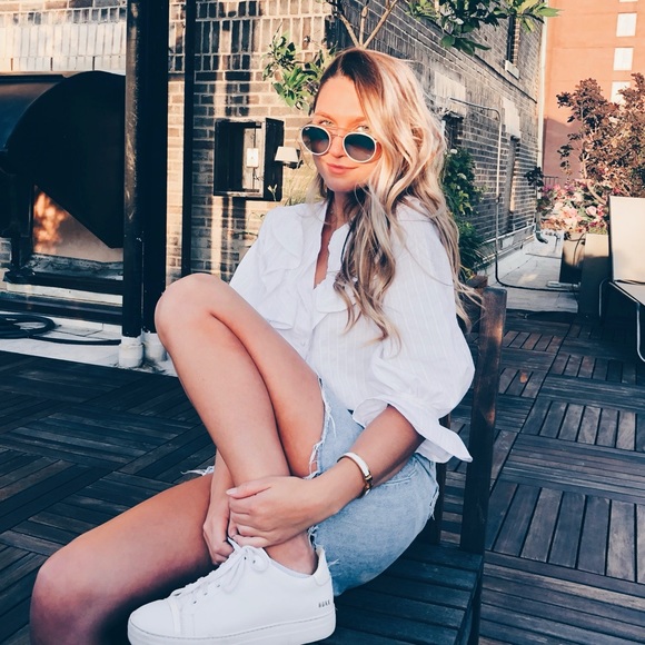 Meet Your Posher, Francesca✨ - Picture 1 of 4